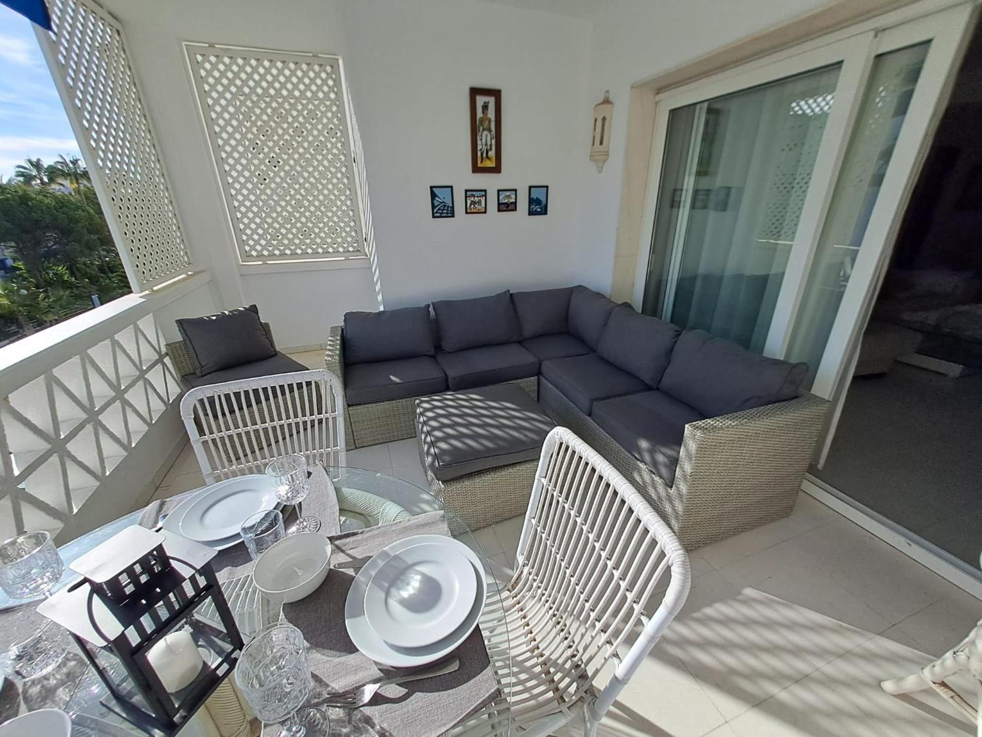 Luminous Apartment In Playas Del Duque , Puerto Banus By Holidays & Home Marbella Exterior foto